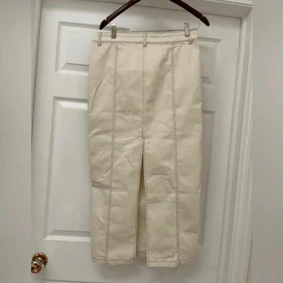 NWOT Belle Vere long cream Jean skirt size medium - Picture 3 of 6